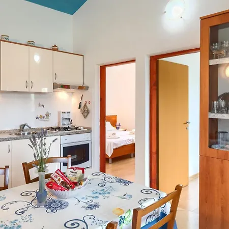 Βίλα Greis With 4 Bedrooms And Pool In Buje